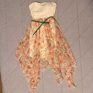 Strapless asymmetrical dress with belt